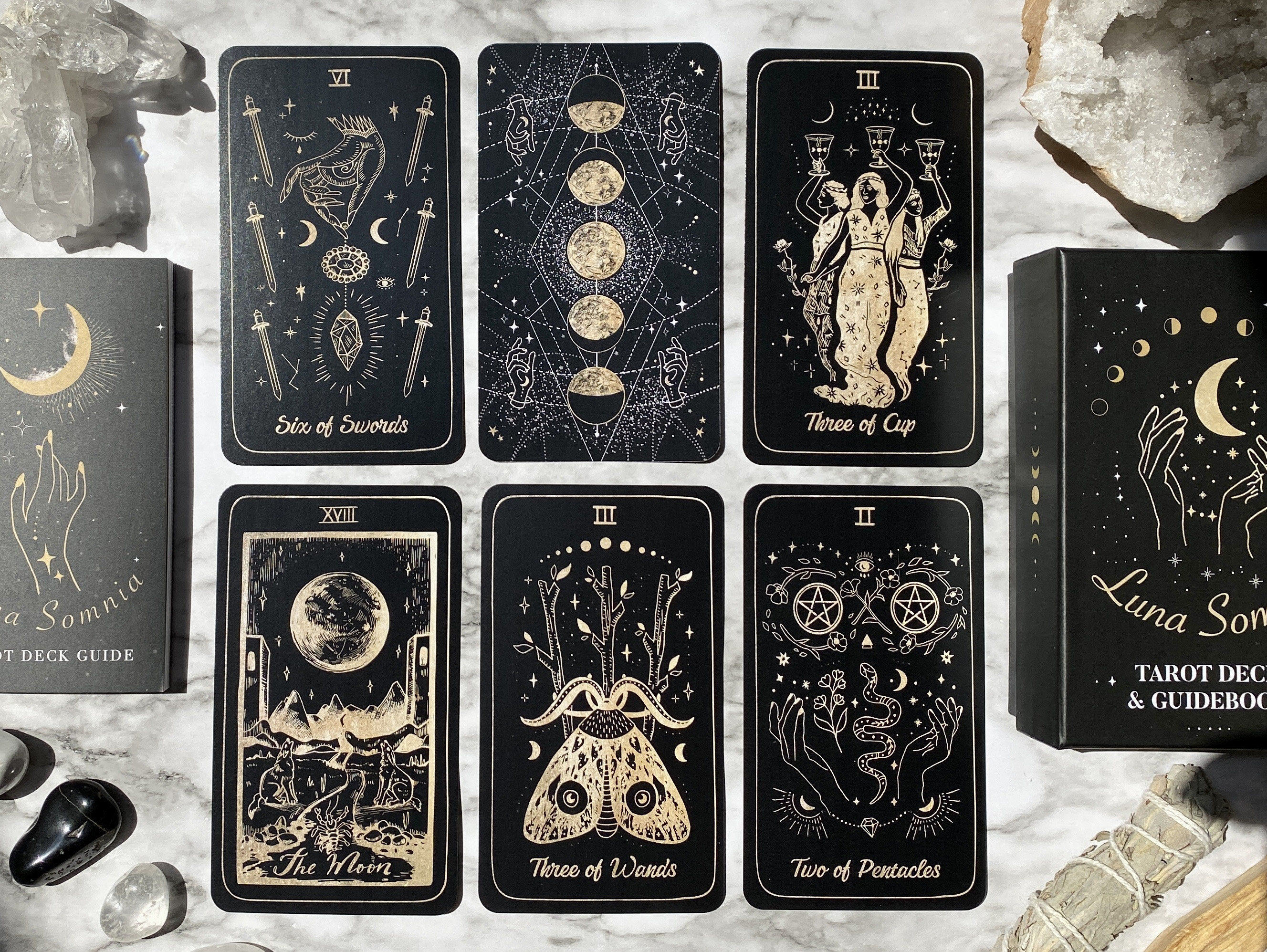 5 Dreams Of Two Moons And Tarot