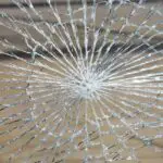 Unlocking the Spiritual Meaning Behind Dreams of Glass Breaking