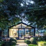 Uncovering the Spiritual Meaning of Dreaming of a Glass House