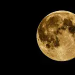 Discover the Spiritual Meaning of Dreams During the Full Moon of April 2023