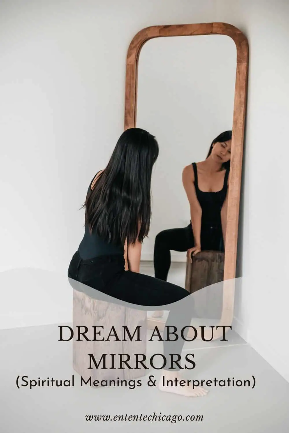 What Do Mirrors Symbolize In Dreams?