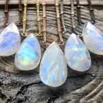 Moonstone: Uncovering the Dreams Meaning and Spiritual Meaning Behind This Mystical Gemstone