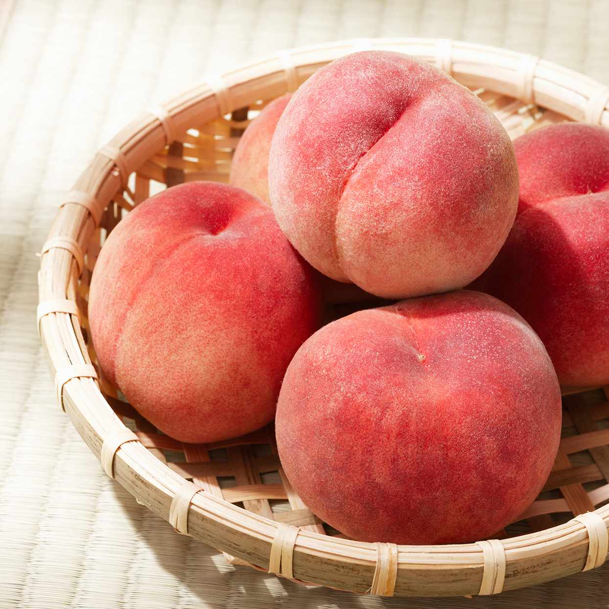 Uncovering The Spiritual Meaning Of Peaches In Dreams