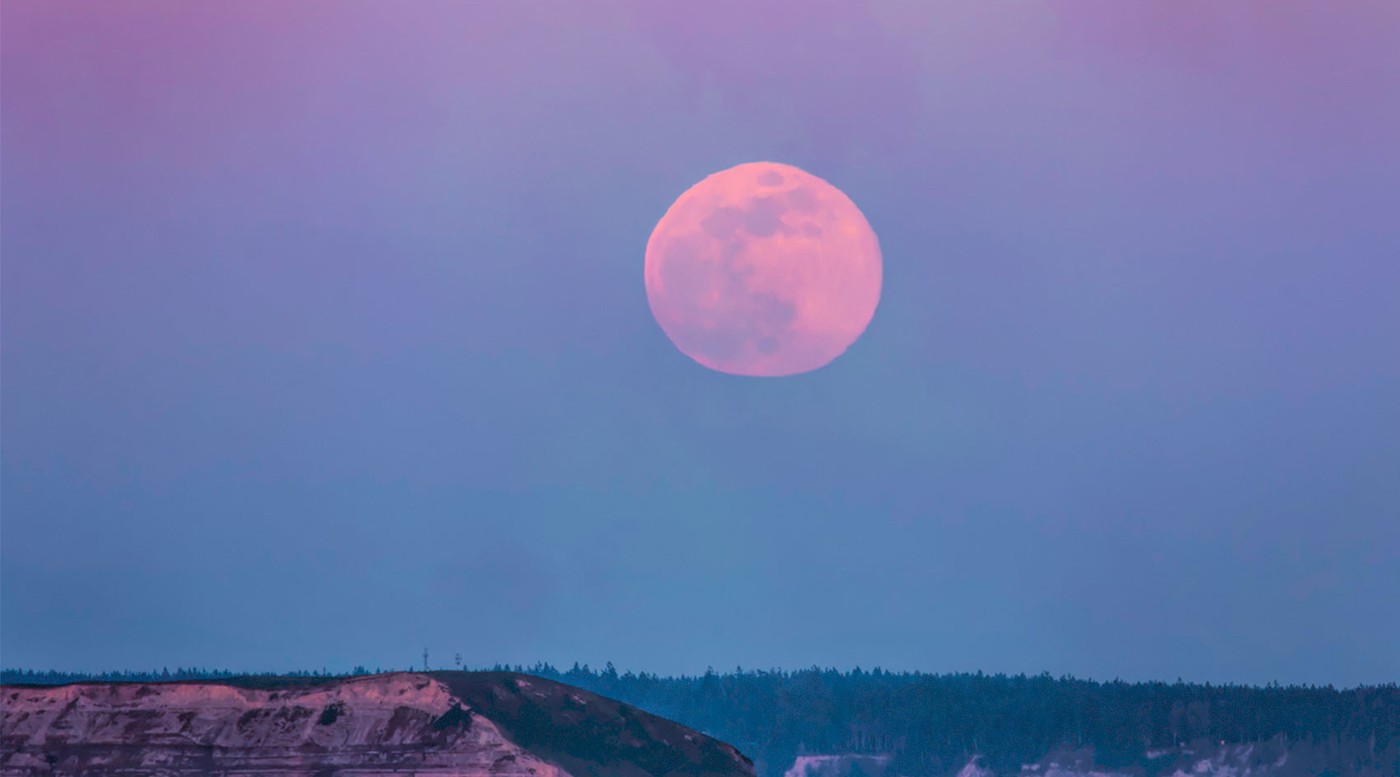 Unlock the Mysteries of a Pink Moon 2024 Dream and Spiritual Meanings