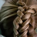 Understanding the Symbolic Meaning of MFM of Plaiting Hair in Dreams
